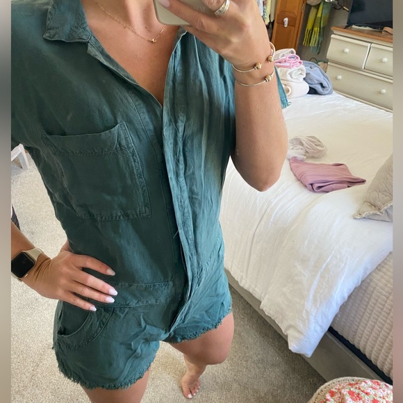 Romper - Picture 2 of 5